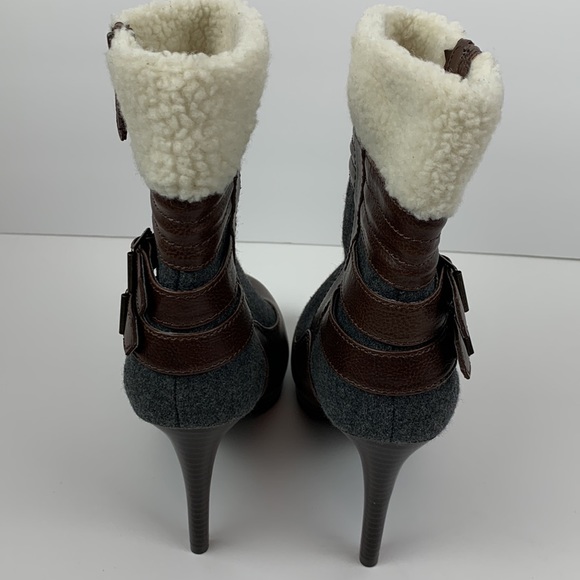 Elle ankle heeled boots - Picture 4 of 12